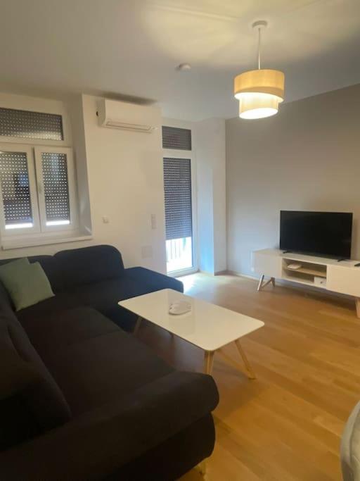 New Central Apartments Westbahnhof Viyana Dış mekan fotoğraf