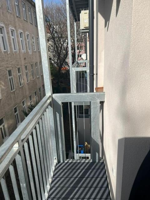 New Central Apartments Westbahnhof Viyana Dış mekan fotoğraf